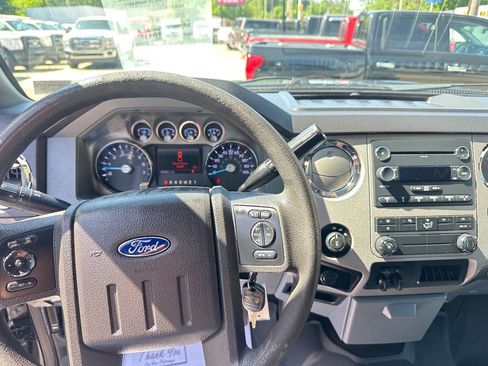 Used 2015 Ford F250 XLT w/ XLT Value Package AWD/4WD image 11