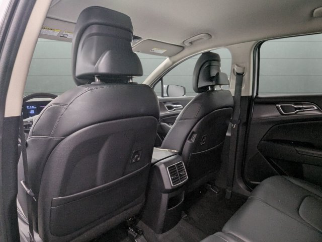 Used 2023 Kia Sportage EX FWD image 24