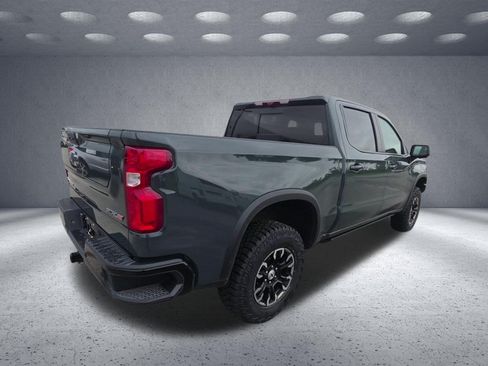 Used 2025 Chevrolet Silverado 1500 ZR2 w/ Technology Package AWD/4WD image 7