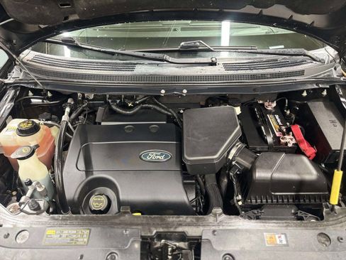 Used 2013 Ford Edge Limited AWD/4WD image 9
