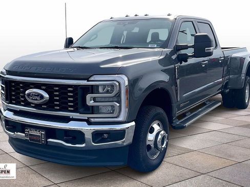 New 2026 Ford F350 XLT w/ XLT Premium Package image 2