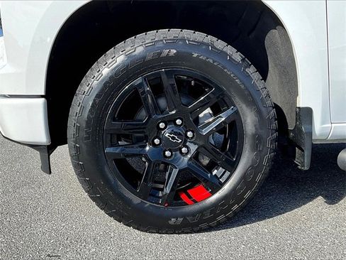 Used 2023 Chevrolet Silverado 1500 RST w/ Redline Edition image 7