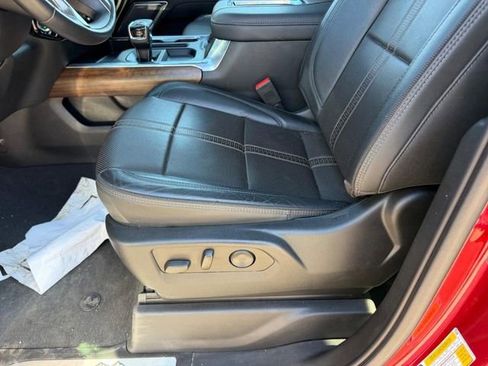 Used 2022 Chevrolet Silverado 1500 High Country w/ High Country Premium Package image 19