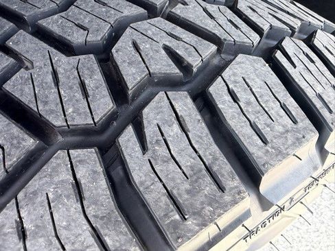 Used 2014 Chevrolet Silverado 1500 High Country w/ High Country Premium Package image 9