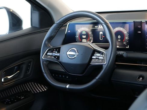 Used 2023 Nissan Ariya AWD image 36