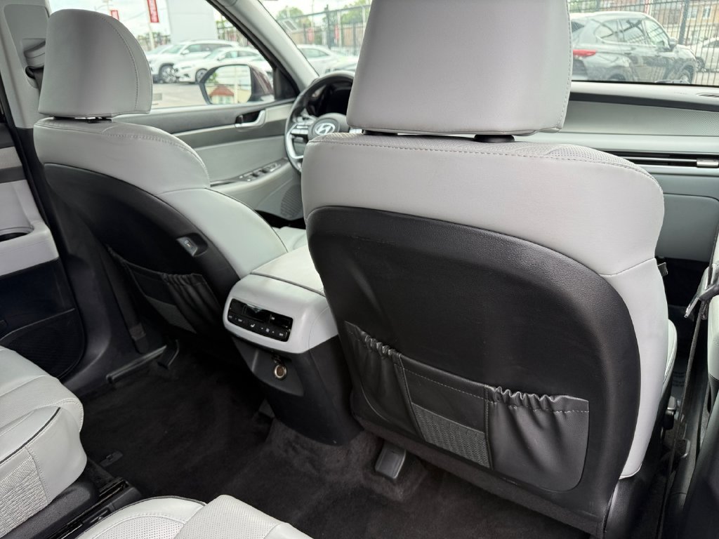 Used 2024 Hyundai Palisade SEL FWD image 21