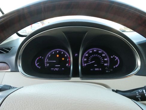 Used 2011 Toyota Avalon Limited image 20