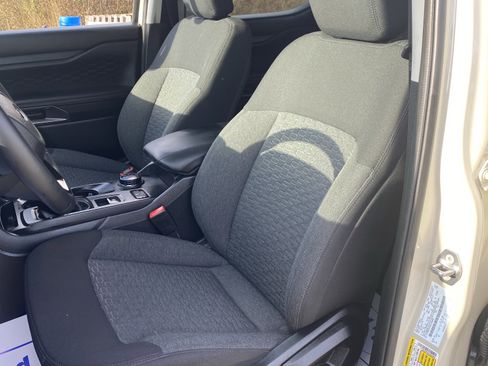 Used 2025 Ford Ranger XLT w/ FX4 Off-Road Package image 4