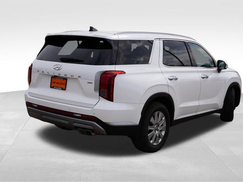 Used 2023 Hyundai Palisade SEL AWD/4WD image 5