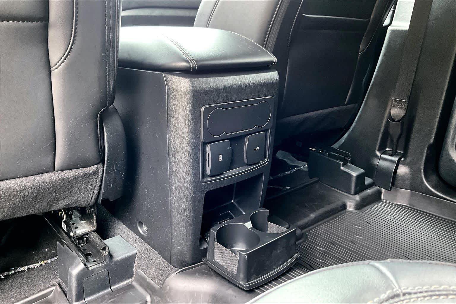 Certified 2023 Ford Explorer XLT w/ Equipment Group 202A AWD/4WD image 36