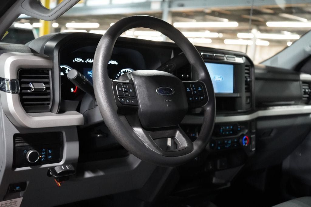 Used 2024 Ford F450 XLT AWD/4WD image 16