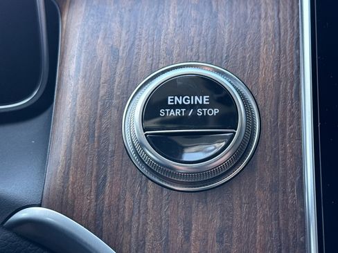 Certified 2025 Mercedes-Benz GLC 350e 4MATIC image 16