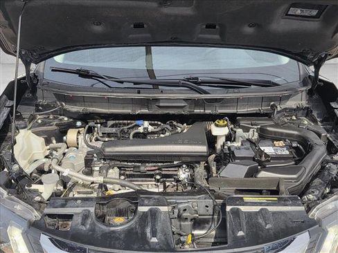 Used 2019 Nissan Rogue SV FWD image 25
