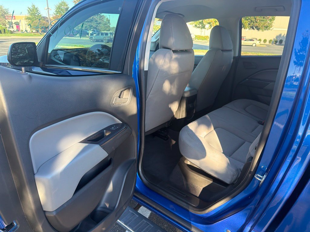 Used 2020 Chevrolet Colorado W/T w/ WT Convenience Package AWD/4WD image 12