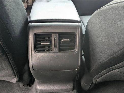 Used 2018 Honda Accord EX image 18