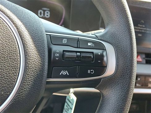 Used 2024 Kia Sportage LX image 23
