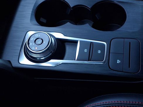 Used 2025 Ford Escape ST-Line w/ Equipment Group 301A image 17