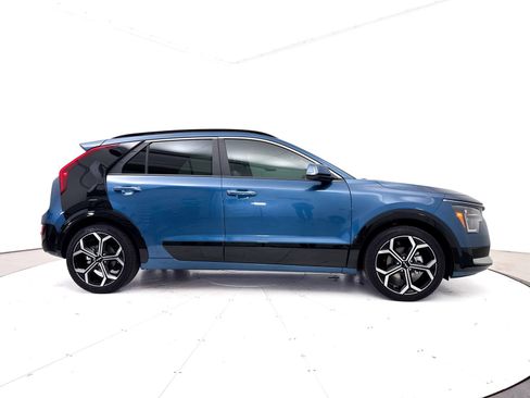 Certified 2024 Kia Niro SX Touring FWD image 41