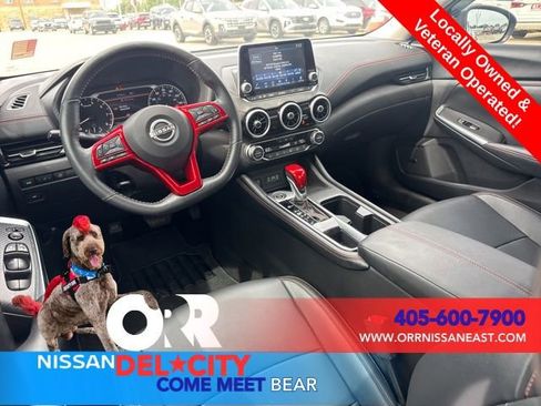 Used 2025 Nissan Sentra SR w/ SR Premium Package FWD image 11