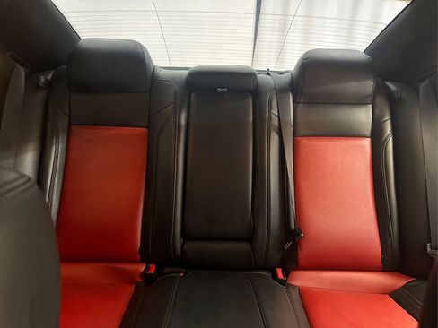 Used 2016 Dodge Charger SXT RWD image 39