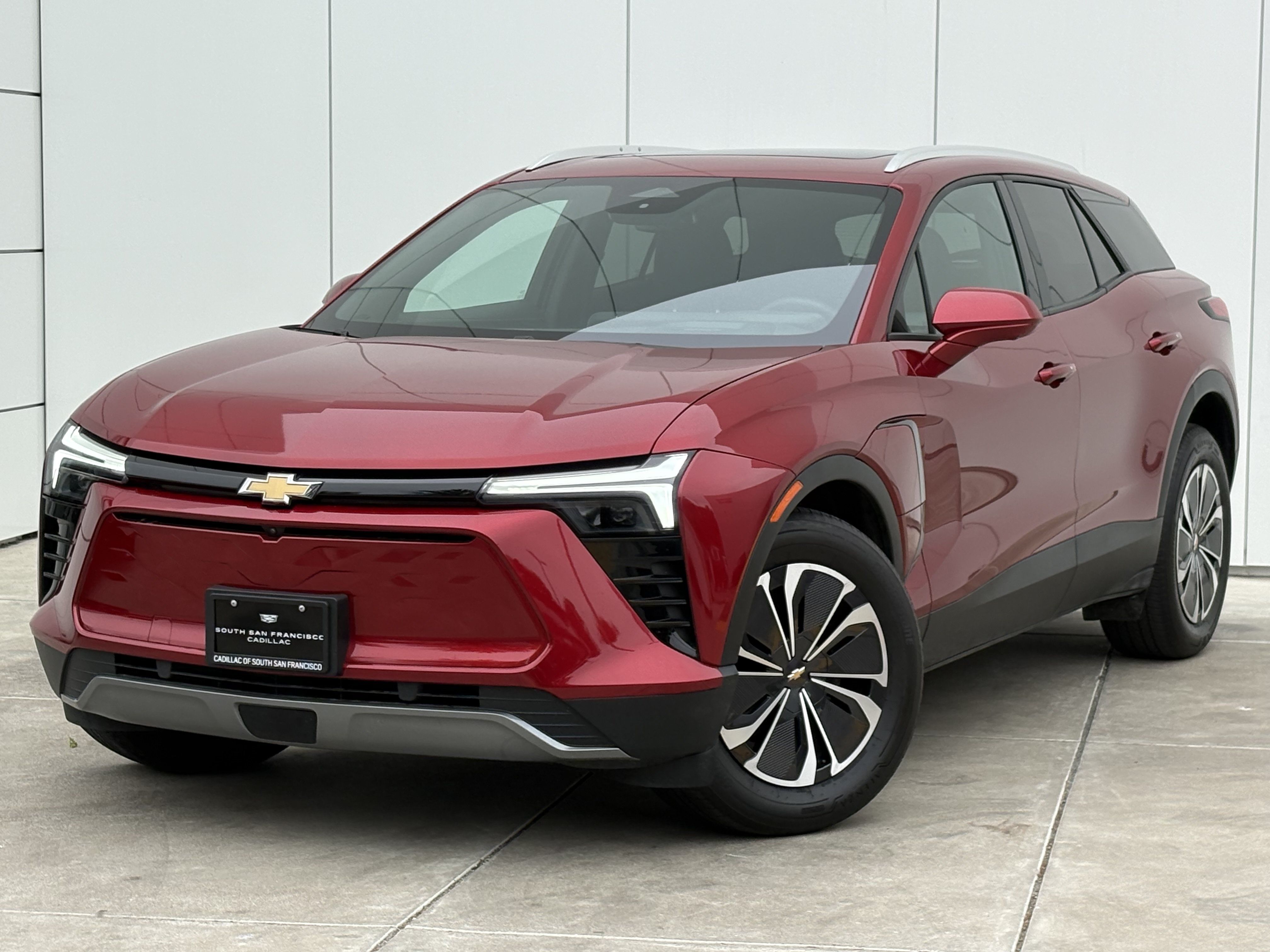 Used 2024 Chevrolet Blazer EV LT AWD/4WD image 2