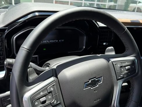 Used 2026 Chevrolet Silverado 1500 RST w/ Texas Edition Plus RWD image 2