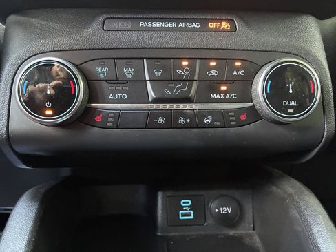 Used 2023 Ford Escape ST-Line AWD/4WD image 23