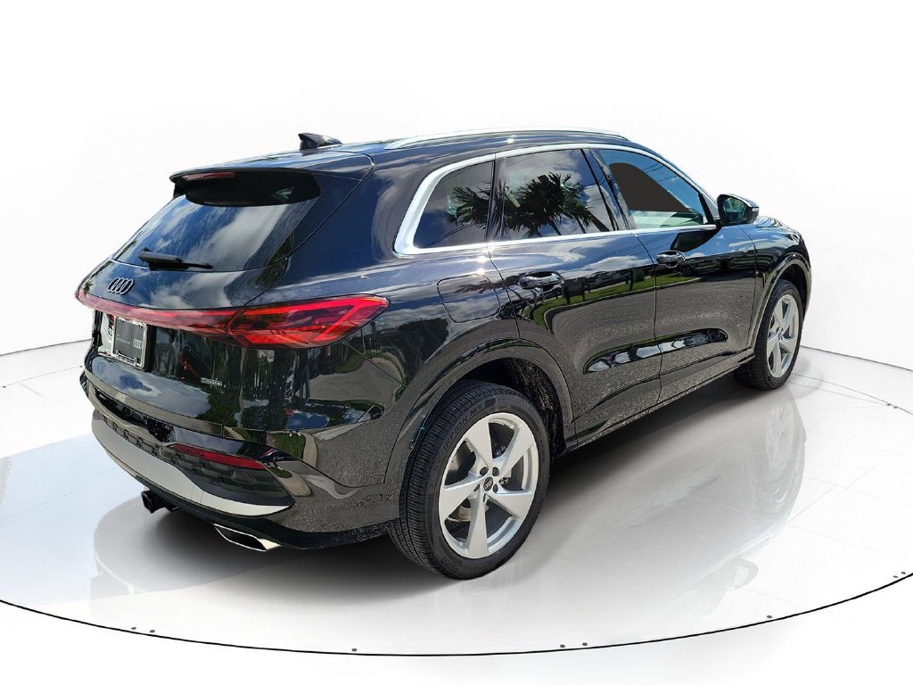 Used 2025 Audi Q5 Premium Plus AWD/4WD image 4