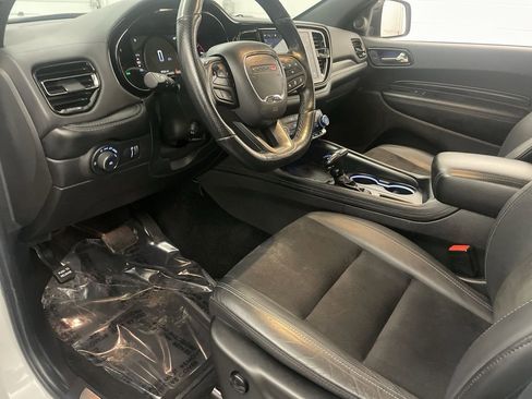 Used 2022 Dodge Durango GT image 4
