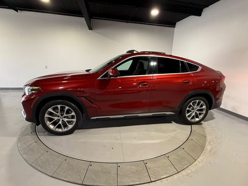 Used 2022 BMW X6 xDrive40i AWD/4WD image 13