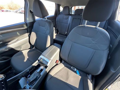 Used 2022 Hyundai Tucson SEL image 24