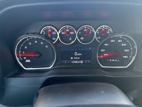 Used 2022 Chevrolet Silverado 2500 W/T w/ WT Convenience Package image 18