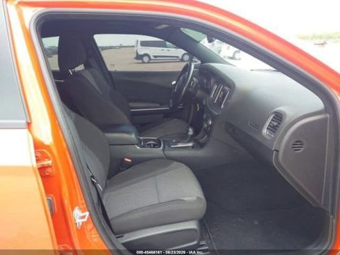 Used 2020 Dodge Charger SXT AWD/4WD image 5