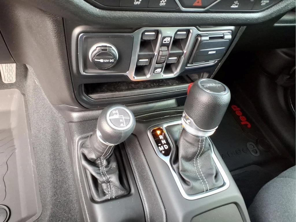 New 2026 Jeep Gladiator Sport AWD/4WD image 23