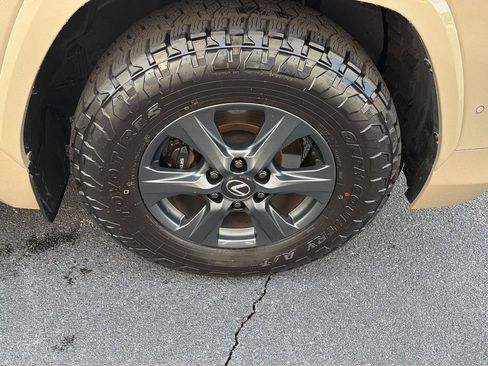Certified 2025 Lexus LX 700h Overtrail AWD/4WD image 42