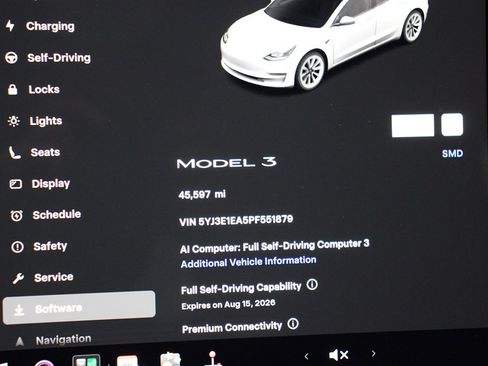 Used 2023 Tesla Model 3 Standard Range RWD image 28
