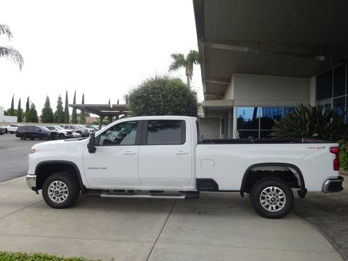 Certified 2024 Chevrolet Silverado 2500 LT AWD/4WD image 5