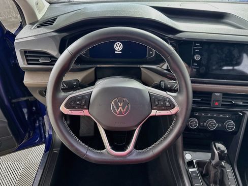 Used 2023 Volkswagen Taos SEL AWD/4WD image 17