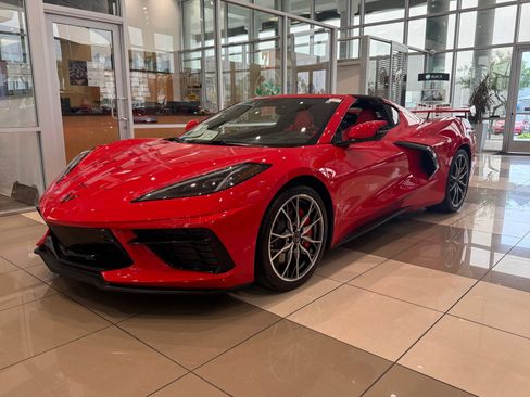 Used 2023 Chevrolet Corvette Stingray Premium Cpe w/ Z51 Performance Package RWD image 7
