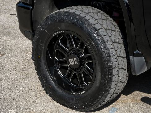 Used 2020 Chevrolet Silverado 2500 LTZ AWD/4WD image 56