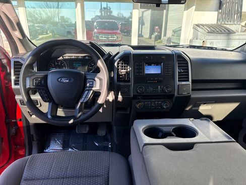 Used 2018 Ford F150 XLT image 12