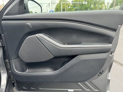 New 2023 Ford Mustang Mach-E Select image 12