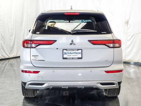 Used 2024 Mitsubishi Outlander SE AWD/4WD image 8