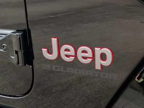 New 2026 Jeep Gladiator Rubicon AWD/4WD image 13