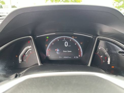 Used 2020 Honda Civic Sport image 12