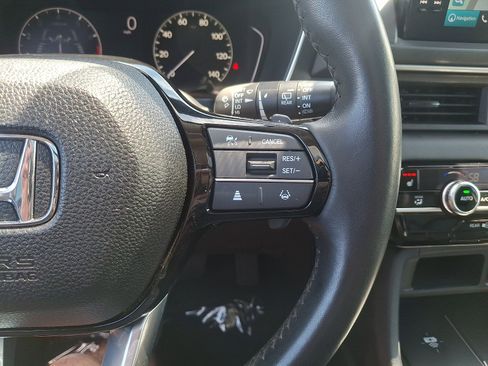 Used 2023 Honda Pilot Touring image 24