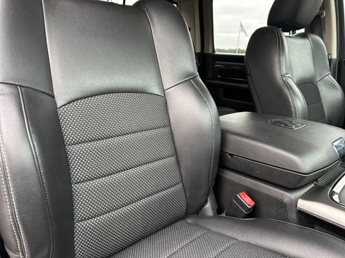 Used 2017 RAM 1500 Sport w/ Black Ram 1500 Sport Group image 34