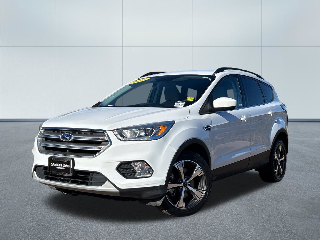 Used 2017 Ford Escape SE w/ Equipment Group 201A AWD/4WD 360° Tour