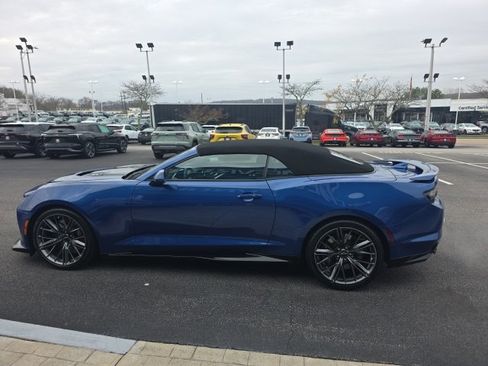 Used 2023 Chevrolet Camaro ZL1 image 5