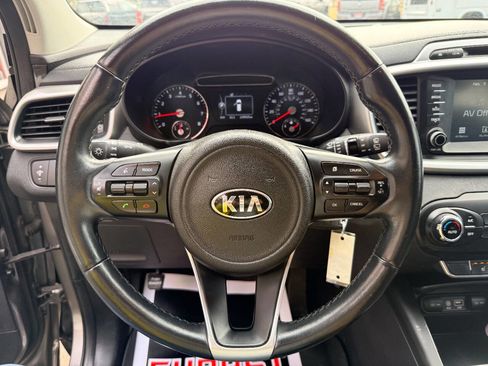 Used 2018 Kia Sorento FWD image 20
